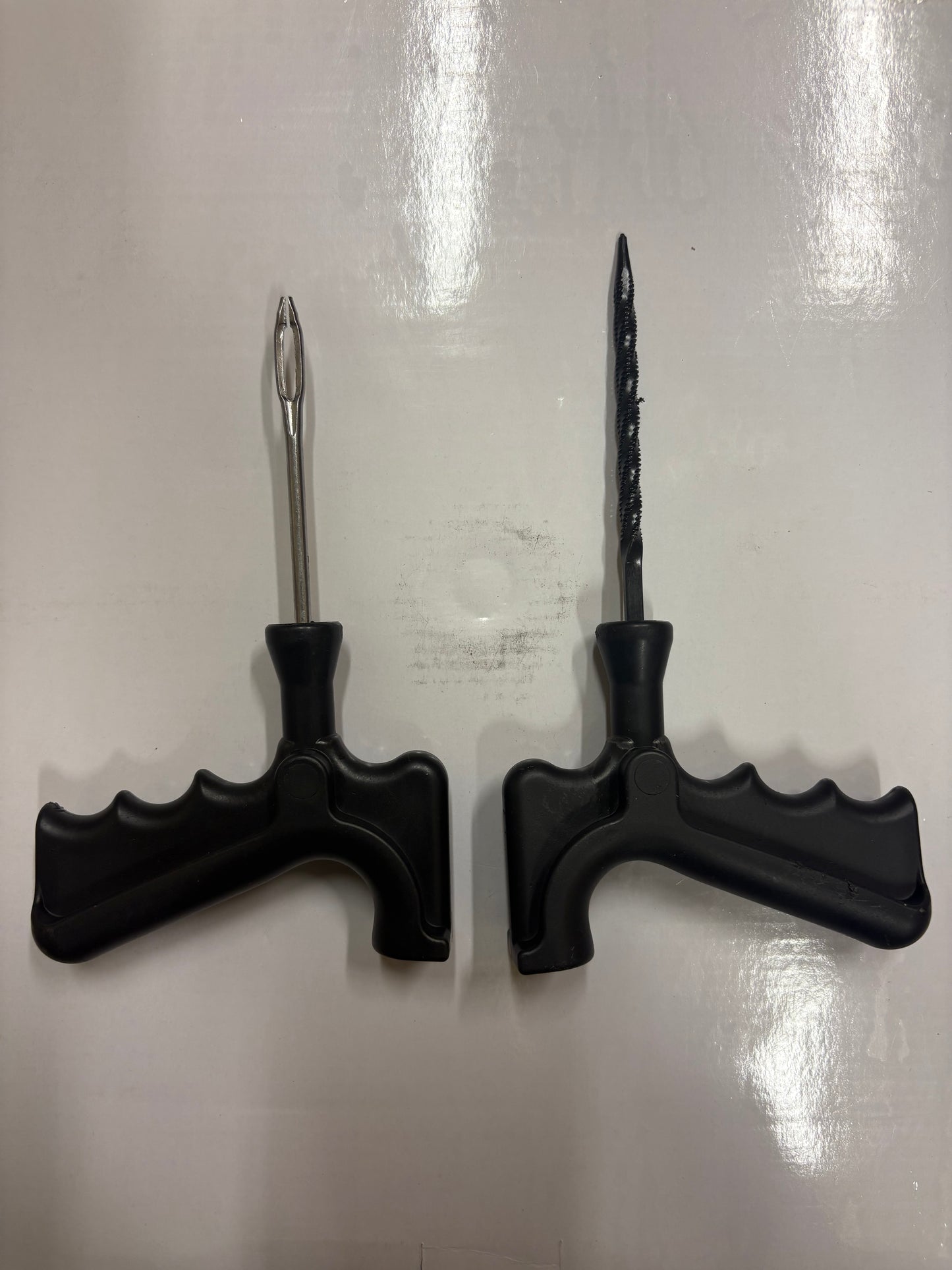 Tire puncture repair tool set